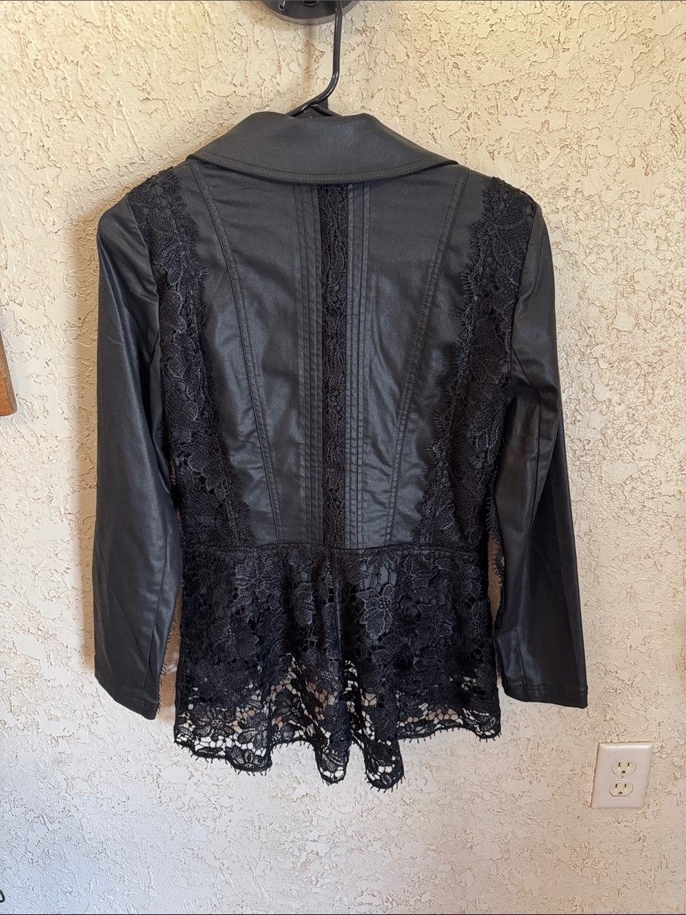 White House Black Market Lace Trimmed Moto Jacket NWT Limited Edition - Picture 7 of 14